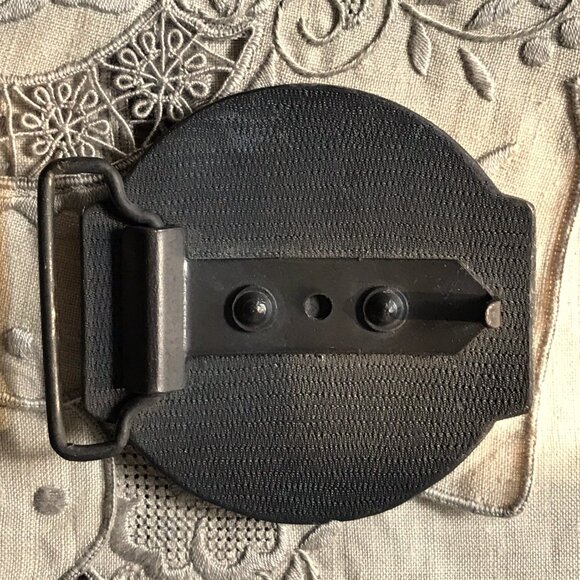 Vintage Belt Buckle, Win Schuler's BAR-SCHEEZE cheese spread, Solid Brass, 3"x3" - Picture 5 of 8